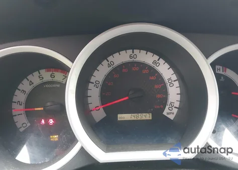 2014 Toyota Tacoma Base V6 z USA, uszkodzony, nr VIN 3TMLU4EN6EM141706